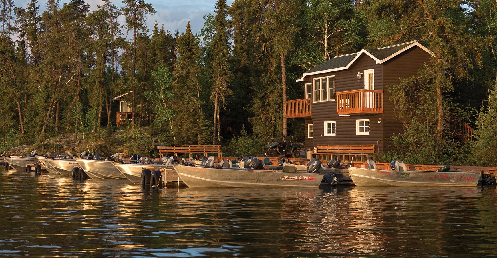 Forfaits de pêche au brochet — Hawk Lake Lodge – Hawk Lake Lodge